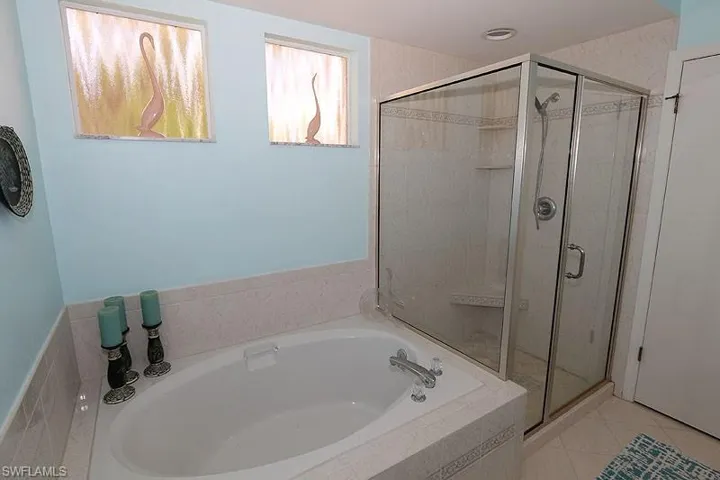 Alternate Master Bath View