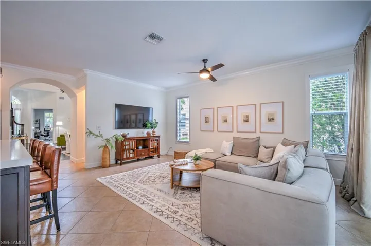 12631 Biscayne Ct, Naples, Florida 34105