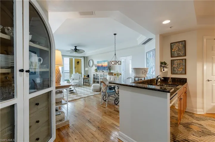 2743 1st ST # 2301, FORT MYERS FL 33916