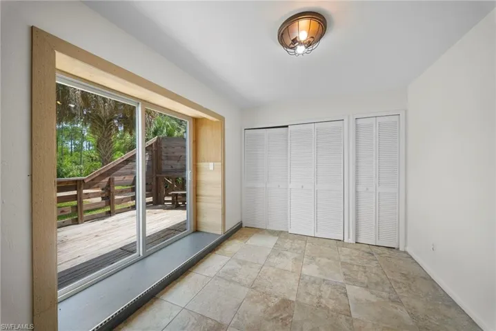 3691 4th Ave Ne, Naples, Florida 34120