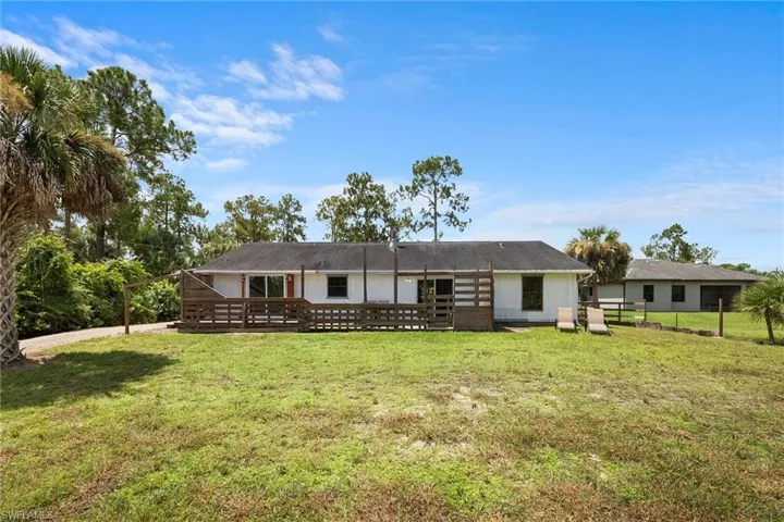 3691 4th Ave Ne, Naples, Florida 34120