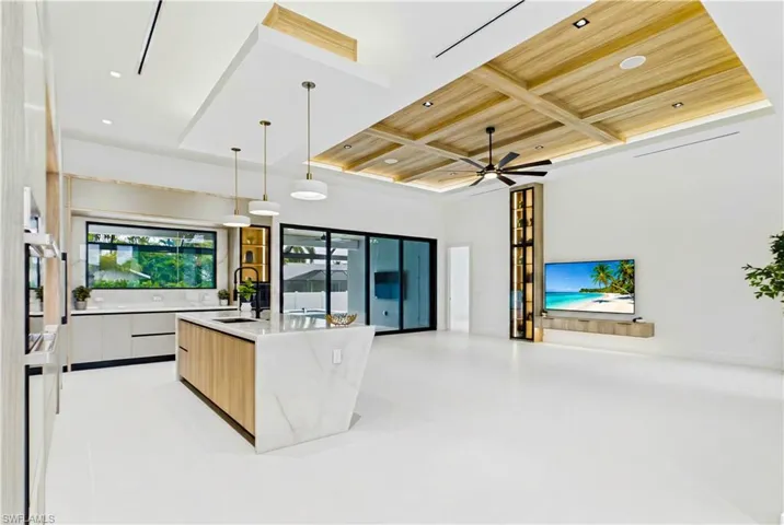 Modern GOURMET KITCHEN w/ PREMIUM CRAFTSMANSHIP