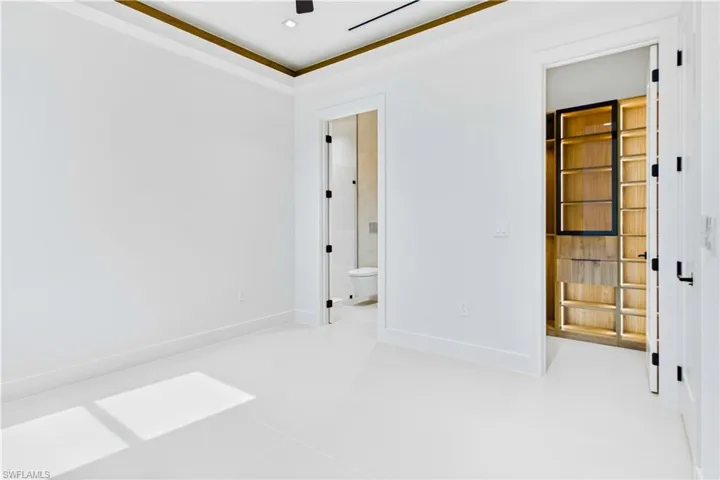 SUITE 4 - Fourth suite with its own bathroom and walk-in closet, giving guests or family a comfortable private space