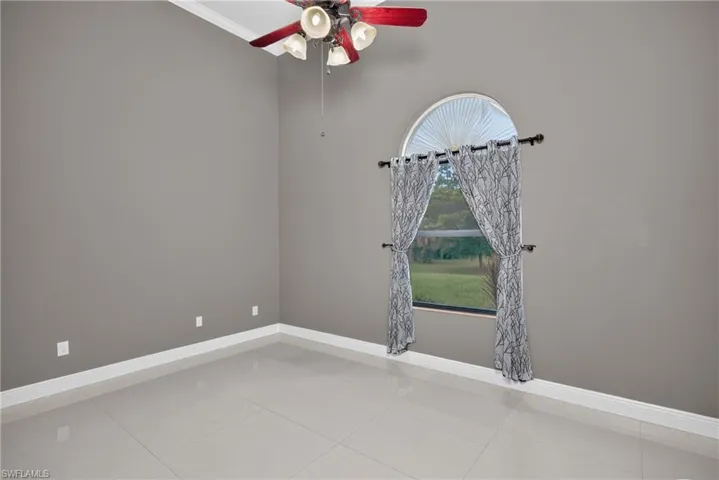 1360 29th St Sw, Naples, Florida 34117