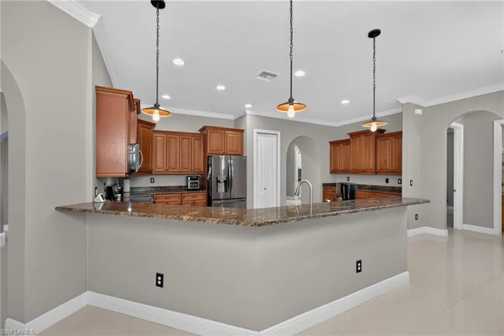 1360 29th St Sw, Naples, Florida 34117