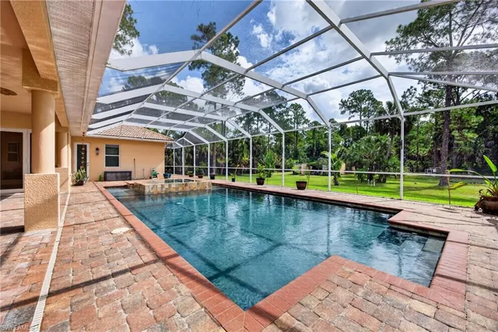 1360 29th St Sw, Naples, Florida 34117