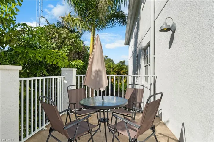 719 Park Ave, Naples, Florida 34110