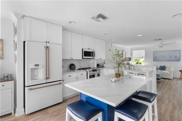 719 Park Ave, Naples, Florida 34110