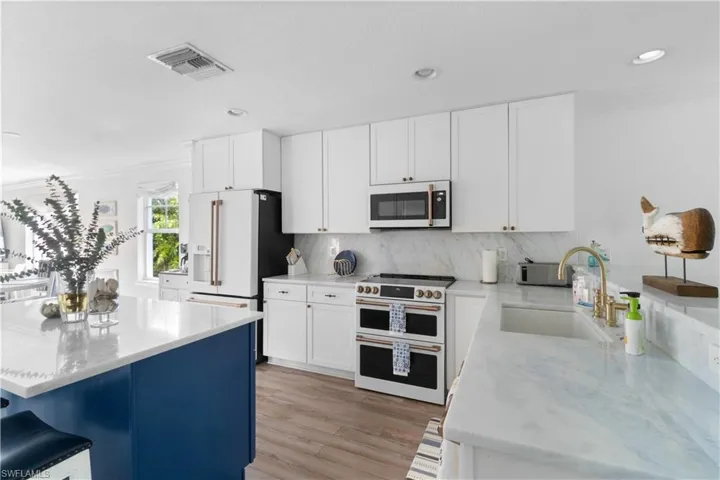 719 Park Ave, Naples, Florida 34110