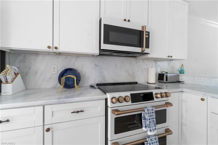 719 Park Ave, Naples, Florida 34110