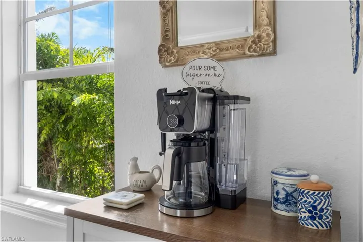 719 Park Ave, Naples, Florida 34110