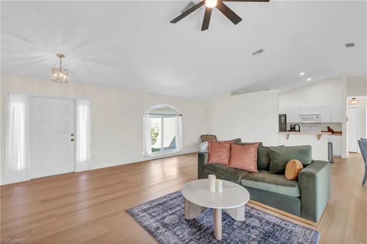 1406 Se 34th St, Cape Coral Fl 33904