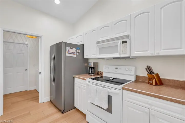 1406 Se 34th St, Cape Coral Fl 33904