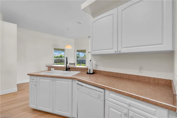 1406 Se 34th St, Cape Coral Fl 33904