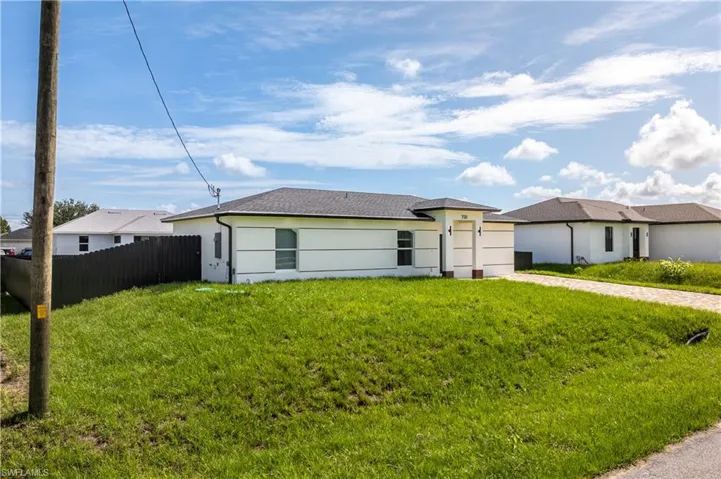 731 Camilla St E, Lehigh Acres, Florida 33974