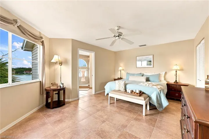 2671 Citrus Lake Dr 306, Naples, Florida 34109