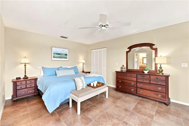 2671 Citrus Lake Dr 306, Naples, Florida 34109