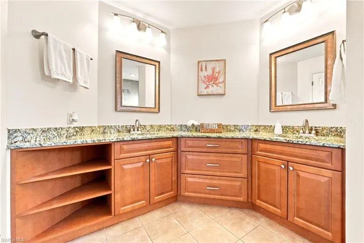 2671 Citrus Lake Dr 306, Naples, Florida 34109