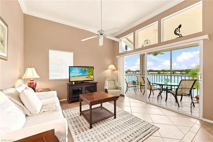 2671 Citrus Lake Dr 306, Naples, Florida 34109