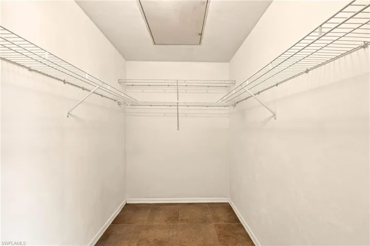 Walk in Closet