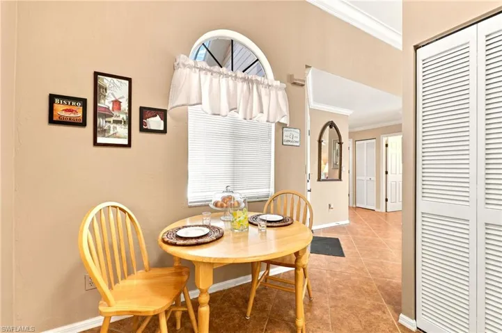 Eat in Kitchen