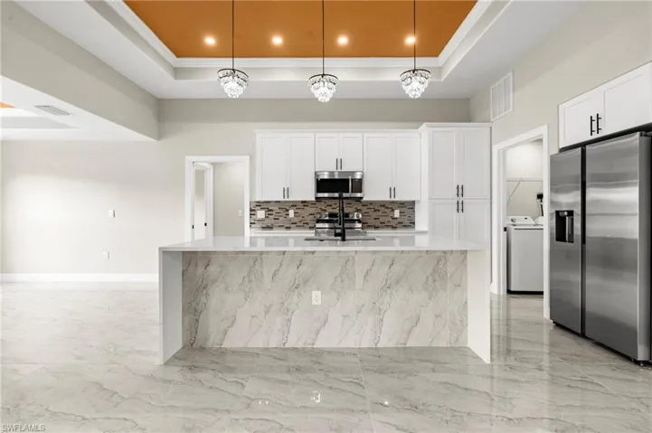 Waterfall Luxury Quartz
