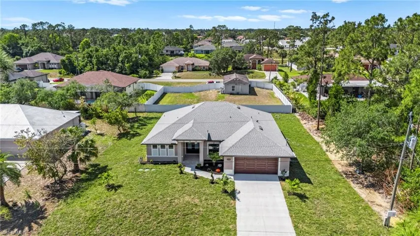3821  18th W ST, Lehigh Acres, FL 33971