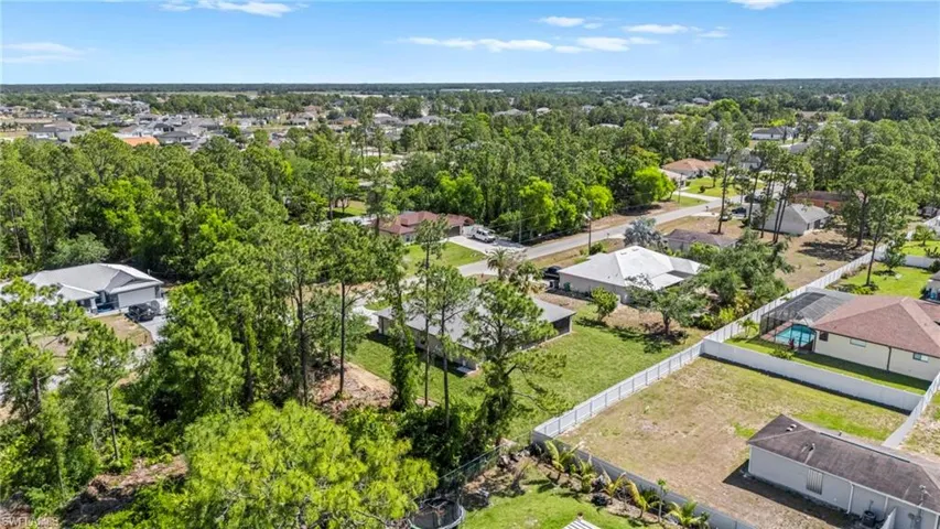 3821  18th W ST, Lehigh Acres, FL 33971