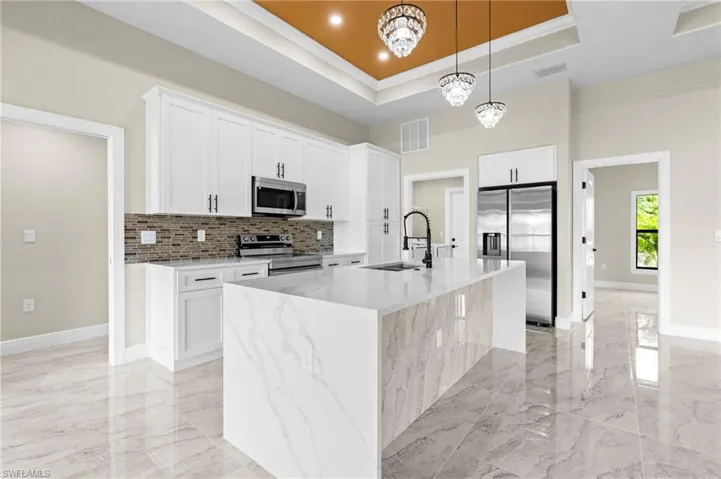 3821  18th W ST, Lehigh Acres, FL 33971