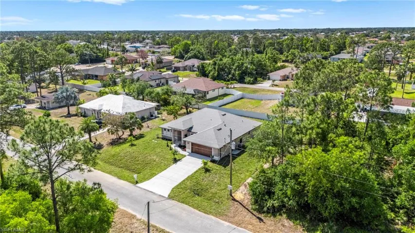 3821  18th W ST, Lehigh Acres, FL 33971