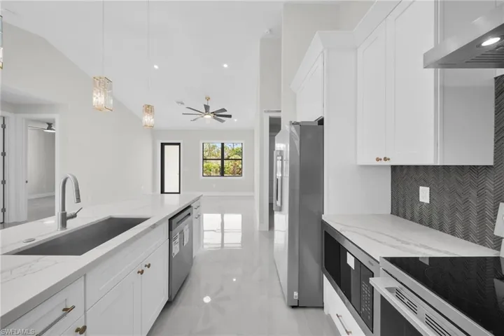 400 W 8th St, Lehigh Acres, Florida 33972