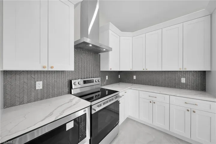 400 W 8th St, Lehigh Acres, Florida 33972
