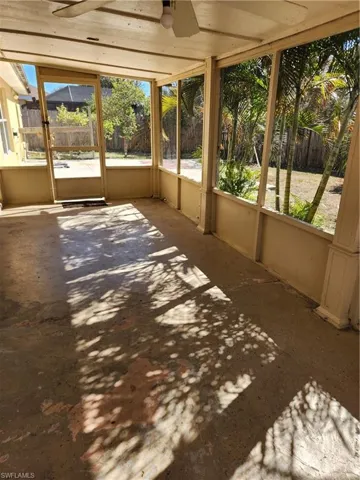 Screened lanai