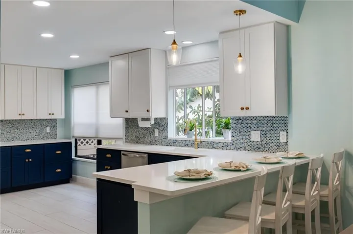 6661 Rolland Ct, Fort Myers, Florida 33908