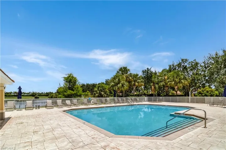 2029  Mandarin  LN, Naples, FL 34120