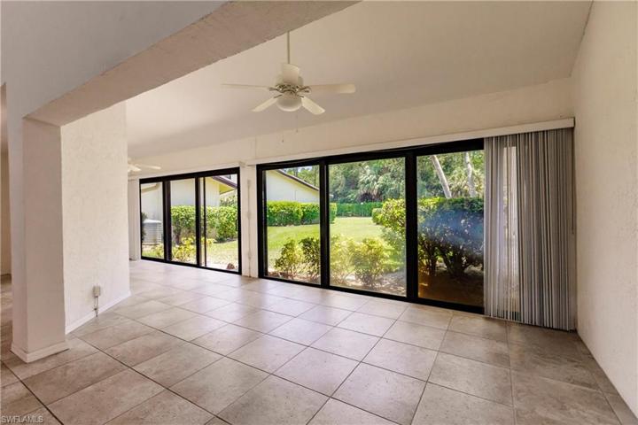 ENCLOSED LANAI VIEW #2