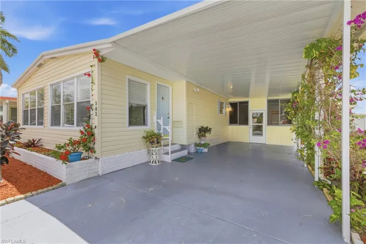 502  Pine Tree  CT, North Fort Myers, FL 33917