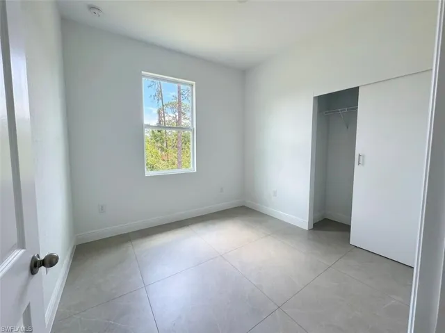 8753  Buckingham  RD, Fort Myers, FL 33905