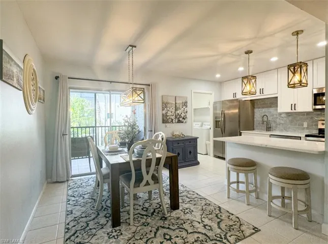788  Park Shore  DR, Naples, FL 34103