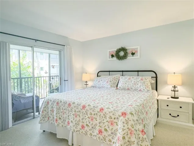 788  Park Shore  DR, Naples, FL 34103