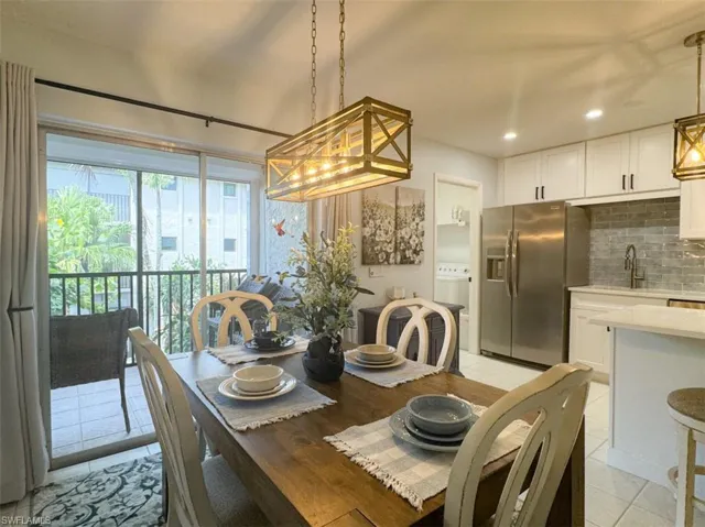 788  Park Shore  DR, Naples, FL 34103