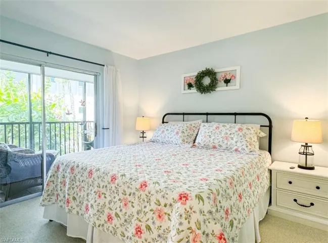 788  Park Shore  DR, Naples, FL 34103