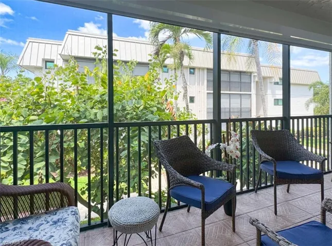 788  Park Shore  DR, Naples, FL 34103