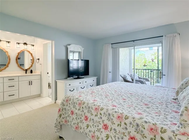 788  Park Shore  DR, Naples, FL 34103