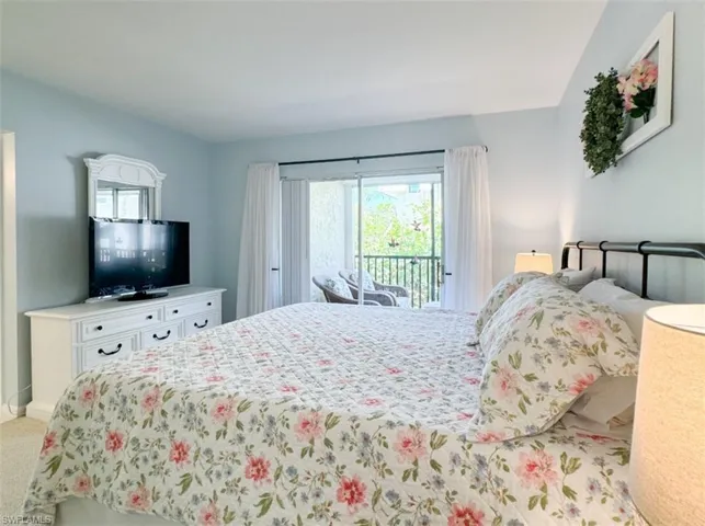 788  Park Shore  DR, Naples, FL 34103