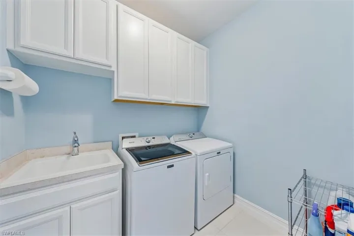 14517  Stern  WAY, Naples, FL 34114