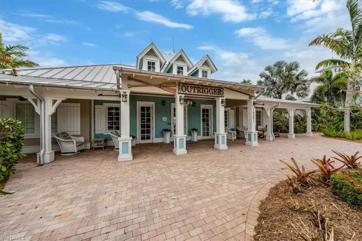 14517  Stern  WAY, Naples, FL 34114
