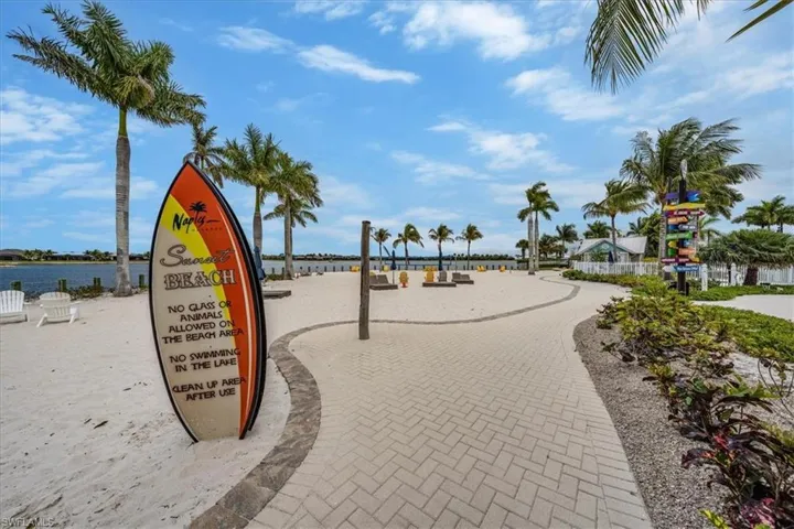 14517  Stern  WAY, Naples, FL 34114
