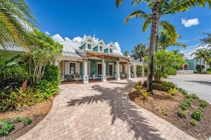 14517  Stern  WAY, Naples, FL 34114