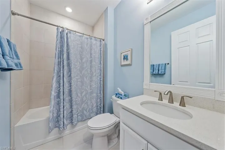 14517  Stern  WAY, Naples, FL 34114